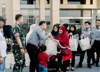 Luncurkan ‘Imigrasi Kediri Peduli Melayani’ Kanim Gelar Paspor Simpatik, Bakti Sosial dan Nobar Bersama Masyarakat