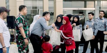 Luncurkan ‘Imigrasi Kediri Peduli Melayani’ Kanim Gelar Paspor Simpatik, Bakti Sosial dan Nobar Bersama Masyarakat