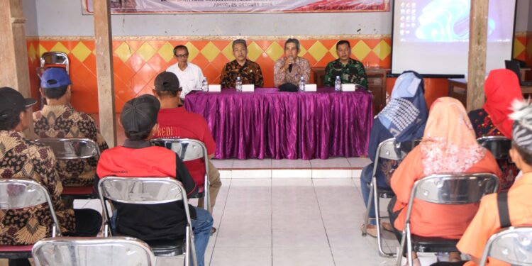 Tingkatkan Kapasitas Lembaga Desa, TMMD 122 Kodim 0809/Kediri bersama DPMPD Kab. Kediri Gelar Sosialisasi