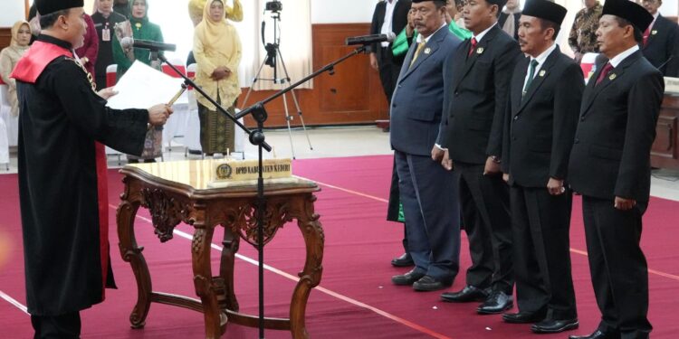 Pimpinan DPRD Resmi Dilantik, Pemkab Kediri Berharap Segera Susun RAPBD 2025