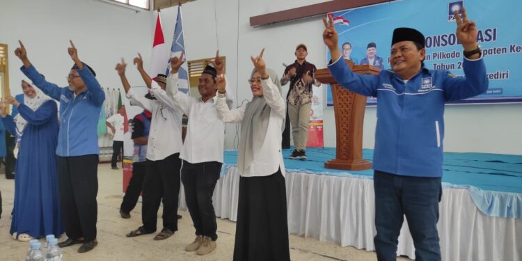 PAN Kabupaten Kediri Konsolidasi All Out Menangkan Mas Dhito-Mbak Dewi. Dewi: Terima kasih untuk semuanya