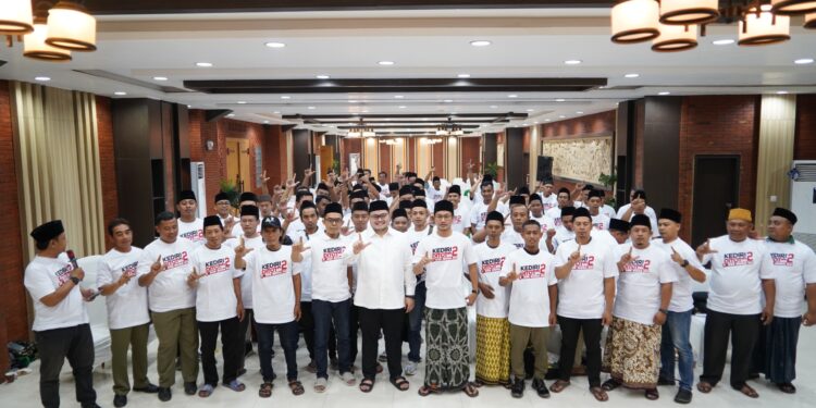 Ratusan Pemuda NU Kabupaten Kediri Nyatakan Dukungan Bagi Pasangan Dhito-Dewi