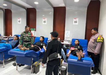 Ratusan Pendekar Pencak Silat PSHT Kota Kediri Gelar Donor Darah dan Aksi Bersih Lingkungan, Ini Tujuannya