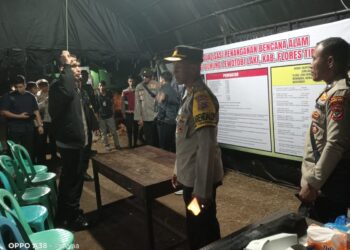 Astama Ops Kapolri Tinjau Posko Kemanusiaan Polda NTT, Pastikan Kesiapan Bantuan untuk Korban Erupsi Gunung Lewotobi