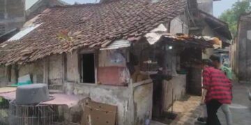 Miris, Rumah Widodo Tidak Layak Huni Berada Di Tengah Kota Kediri