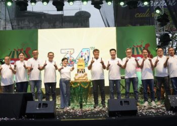 Rayakan HUT Ke-34 , Adira Finance Bersinergi Bersama Sahabat di Festival Pasar Rakyat Bandung
