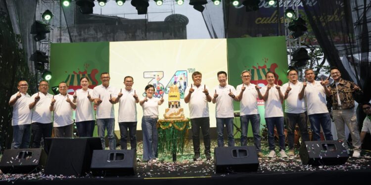 Rayakan HUT Ke-34 , Adira Finance Bersinergi Bersama Sahabat di Festival Pasar Rakyat Bandung