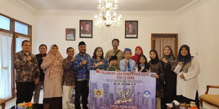 Tim Robotic Kota Kediri Wakili Indonesia di Ajang Internasional