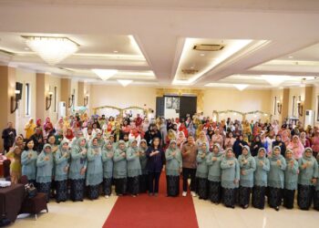 Pj Wali Kota Kediri Hadiri Seminar Motivasi Kesehatan Emosional