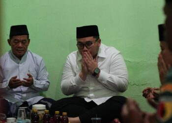 Mas Dhito Ikut Tahlilan Bareng Warga di Ponpes Raudlatul Ibaad Plemahan