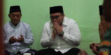 Mas Dhito Ikut Tahlilan Bareng Warga di Ponpes Raudlatul Ibaad Plemahan