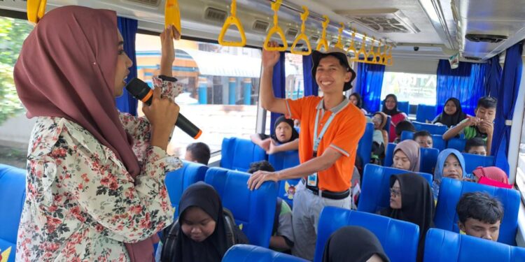 Mahasiswa Uniska Kediri dan Dishub Kota Kediri Hadirkan Pengalaman Wisata Edukatif bagi Anak Berkebutuhan Khusus