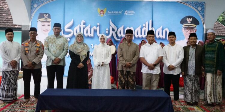 Safari Ramadan Kecamatan Mojoroto, Mbak Wali Ajak Perkuat Ukhuwah Islamiyah, Berbagi Kebahagiaan, dan Tingkatkan Keimanan