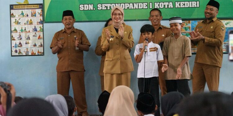 Dorong Peningkatan Kualitas Pendidikan di Kota Kediri, Mbak Vinanda Instruksikan Perbaikan Sekolah Rusak