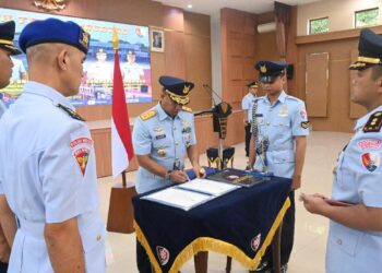 Pangkoopsud I Serahterimakan Jabatan Danlanud BNY dan Danlanud HAD