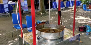 Solusi bagi UMKM Mahasiswa UNP Kediri Ciptakan Mesin Pengaduk Petis