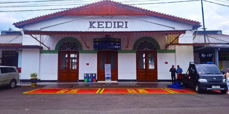 Daop 7 Madiun Lakukan Penataan Stasiun Kediri Sebagai Bentuk Transformasi Layanan pada Aset Milik PT KAI