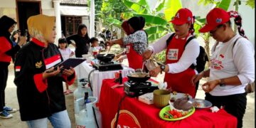 Bentuk Syukur Pembukaan Toko, Manajemen Toko Arfa Jaya Mart Gelar Aneka lomba Memasak Dan Merias Peringati HUT RI ke 80