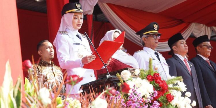 Ribuan santri Ponpes Wali Barokah Kediri gelar upacara HUT RI dan siap berkontribusi untuk Bangsa​