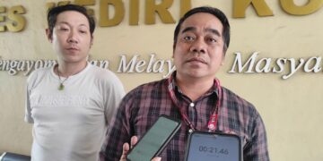 Garis polisi belum dilepas usai kasus tewasnya 2 wanita, pihak kafe dan penasehat hukum datangi Polres Kediri Kota