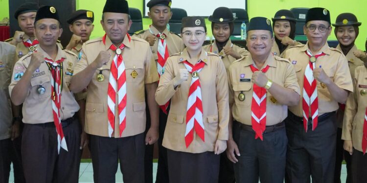 Beri Wadah Generasi Muda Pramuka Bertumbuh, Mbak Cicha Berangkatkan 20 Kontingen