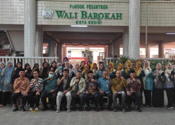 Tinjau Langsung Program di Ponpes Wali Barokah, Setwapres Apresiasi Penurunan Stunting Kota Kediri