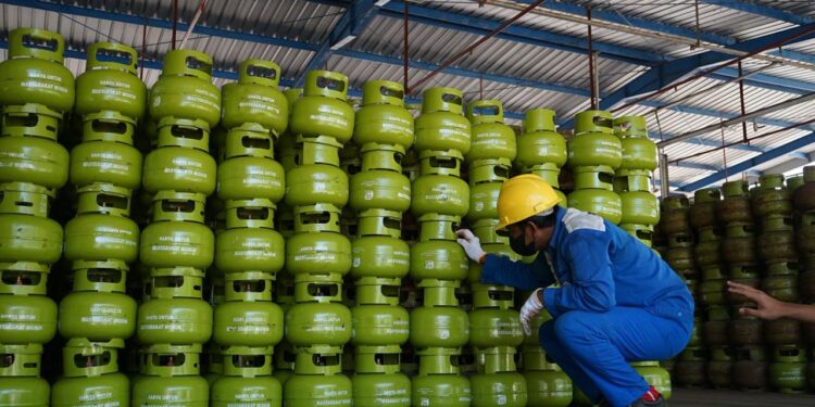 Jamin Ketersediaan Energi Jelang Natal Dan Tahun Baru, Pertamina Patra Niaga Aktifkan Satgas Nataru Lebih Dini