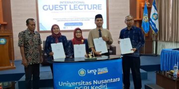 UNP Kediri Gaungkan Identitas Bangsa Asia Tenggara Lewat Kuliah Tamu Internasional