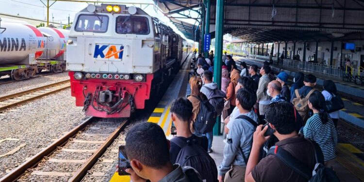 Volume Penumpang Daop 7 Madiun naik 5 Persen, Tembus 474.945 Pelanggan Di Bulan November