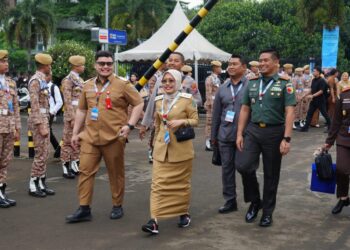 Mas Dhito Bareng Mbak Dewi dan Forkopimda Ikuti Rakornas di Sentul