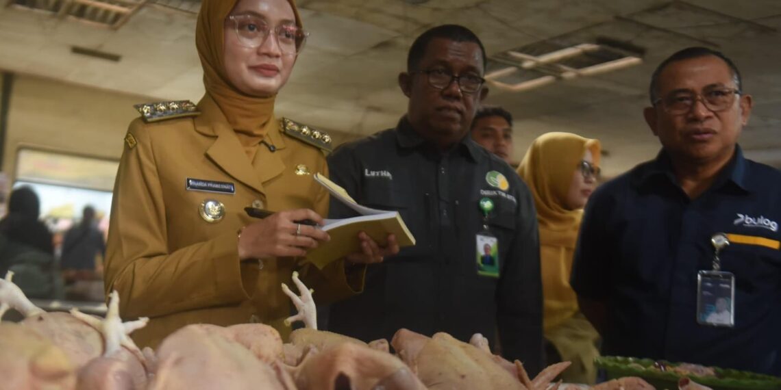 Kunjungi Pasar Tradisional, Walikota Dan Bulog Kediri Pastikan Ketersediaan Dan Harga Bahan Pokok Aman