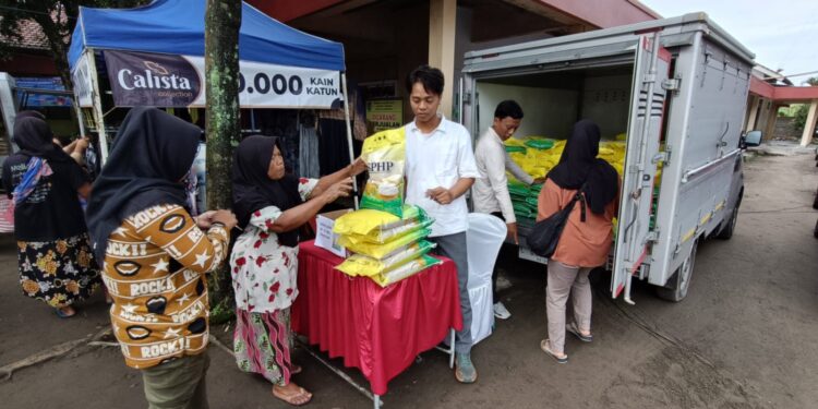 Jaga Harga Stabil, Bulog Dan Pemkab Kediri Gelar Gerakan Pangan Murah Serentak