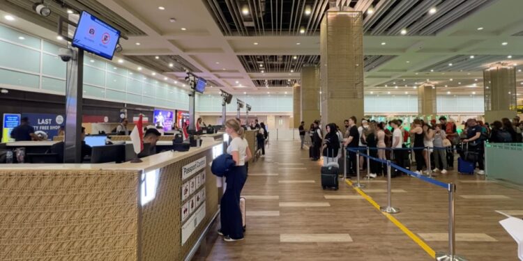 Imigrasi Siaga Antisipasi Dampak Penutupan Ruang Udara Timur Tengah