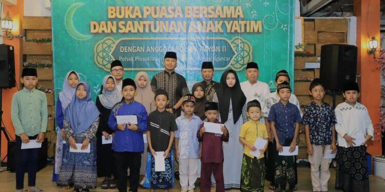 Buka Puasa dan Santunan Anak Yatim Bersama Polsek Rayon 2 Jadi Ruang Pererat Sinergi di Polres Kediri