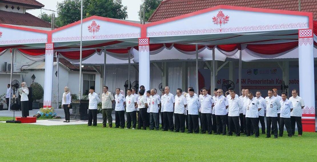 Gelar Apel Besar ASN, Pemkab Kediri Jadikan Momentum Kebangkitan Semangat Pelayanan