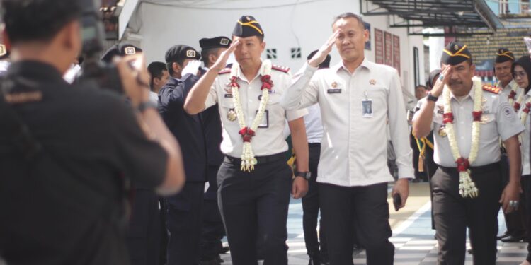 Tongkat Estafet Kepemimpinan Lapas Kediri Berganti, Perkuat Efektivitas dan Kinerja