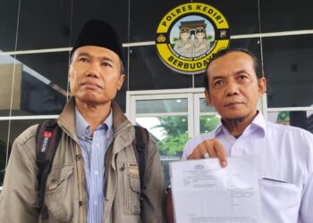 Diduga Gunakan Dokumen Nikah Berbeda untuk Urusan Waris, Pelapor Desak Polres Kediri Segera Tetapkan Tersangka