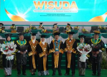 Ratusan Wisudawan Dikukuhkan Dan Uniska Kediri Perkuat Kolaborasi dengan PCNU Kota Kediri