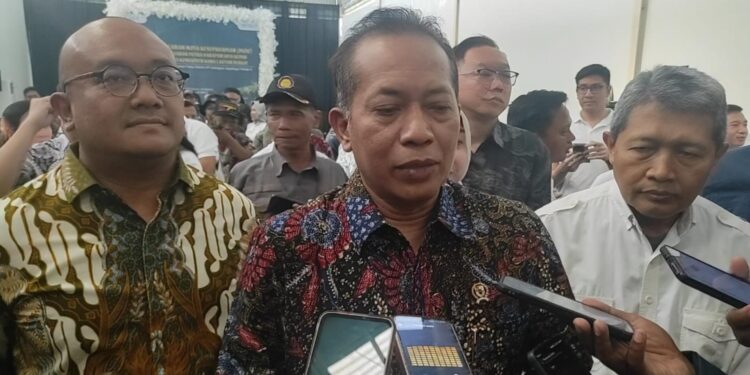 Menteri Koperasi dukung hilirisasi tebu dan gula, hadiri Mou Koperasi konsumen Kana dengan Putra Harapan Jaya di Kediri