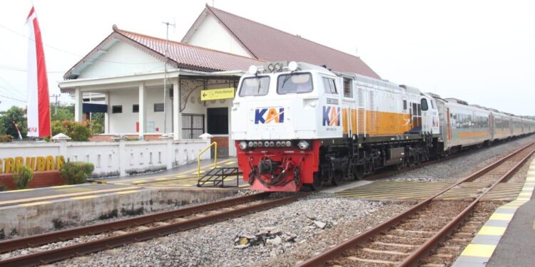 Tingkatkan Layanan dan Fasilitas Modern, Stasiun Caruban Jadi Urat Nadi Transportasi Kabupaten Madiun
